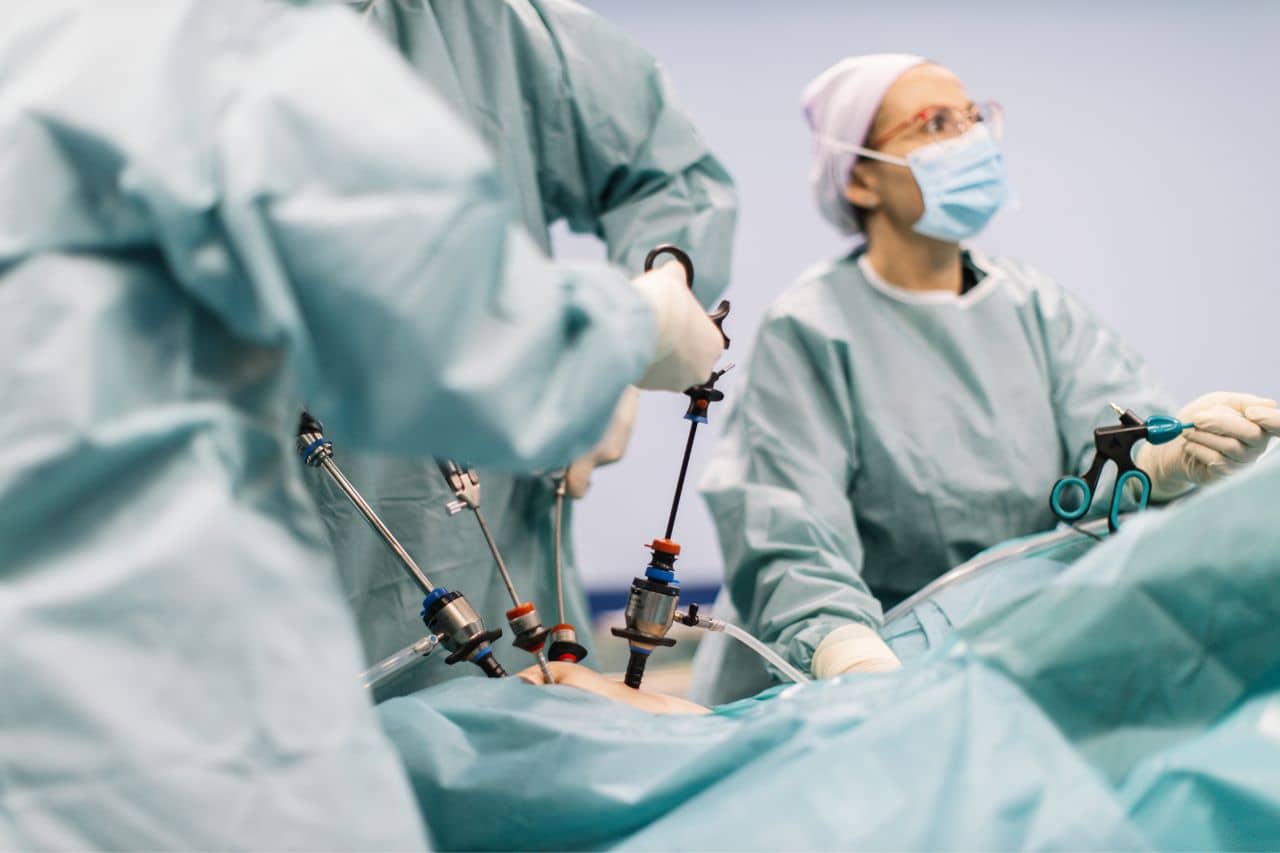Bariatric surgeons performing surgery